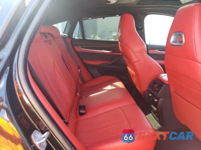Zdjęcie 11 z 14 samochodu: 2018 BMW X6 M VIN:5YMKW8C51J0Y74606 - miniatura