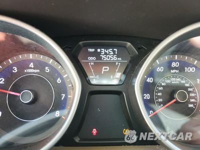 Zdjęcie 9 z 13 samochodu: 2013 HYUNDAI ELANTRA GLS VIN:5NPDH4AEXDH322987 - miniatura