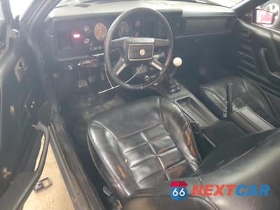 Zdjęcie 8 z 12 samochodu: 1983 FORD MUSTANG VIN:1FABP28FXDF161733 - miniatura