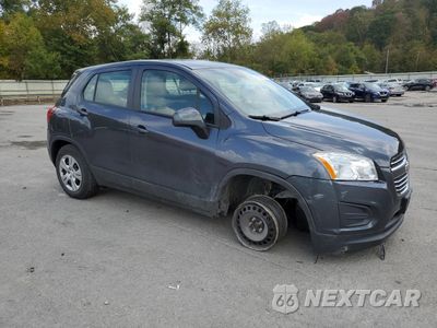Czwarte zdjęcie samochodu z boku: 2016 CHEVROLET TRAX LS VIN:3GNCJKSB3GL263303 - miniatura