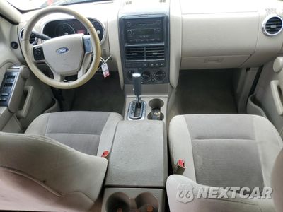 Zdjęcie 8 z 12 samochodu: 2007 FORD EXPLORER XLT VIN:1FMEU73E17UA64962 - miniatura