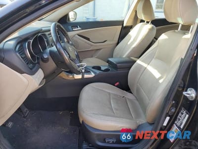 Zdjęcie 7 z 12 samochodu: 2012 KIA OPTIMA VIN:5XXGN4A67CG069488 - miniatura