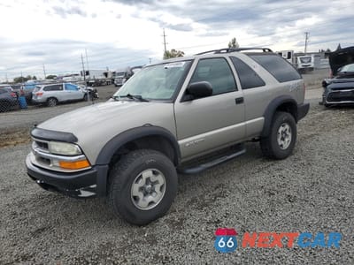 2004 CHEVROLET BLAZER 1GNCT18X64K121886 - główne zdjęcie licytacji z USA - miniatura