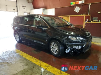 Czwarte zdjęcie samochodu z boku: 2022 CHRYSLER VOYAGER LX VIN:2C4RC1CG1NR104314 - miniatura