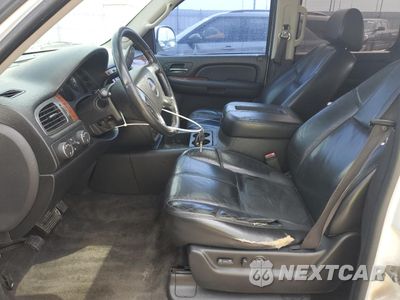 Zdjęcie 7 z 13 samochodu: 2007 GMC YUKON VIN:1GKFK13097J120300 - miniatura