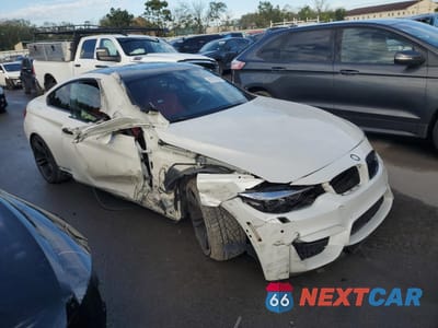 Czwarte zdjęcie samochodu z boku: 2016 BMW M4 VIN:WBS3R9C57GK708817 - miniatura