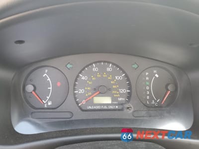Zdjęcie 9 z 14 samochodu: 2001 MITSUBISHI MIRAGE ES VIN:JA3AY26C41U052816 - miniatura