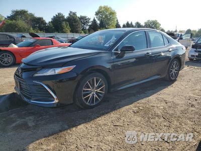 2021 TOYOTA CAMRY XLE 4T1F11BK0MU042853 - główne zdjęcie licytacji z USA - miniatura