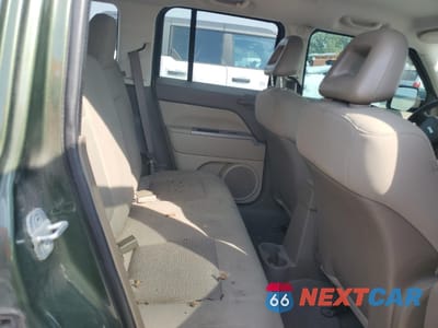 Zdjęcie 11 z 15 samochodu: 2007 JEEP PATRIOT SPORT VIN:1J8FT28W37D238927 - miniatura