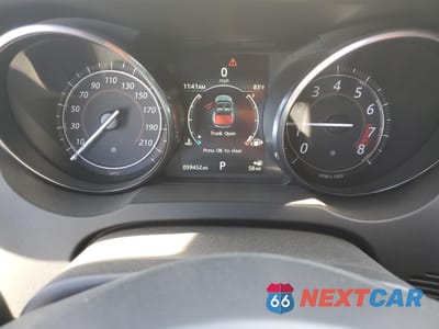 Zdjęcie 9 z 15 samochodu: 2016 JAGUAR F-TYPE R VIN:SAJWJ6HL1GMK35049 - miniatura