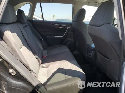 Zdjęcie 11 z 14 samochodu: 2024 TOYOTA RAV4 XLE VIN:2T3W1RFV0RC270709 - miniatura