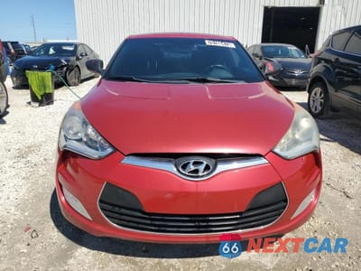 Piąte zdjęcie samochodu w środku: 2016 HYUNDAI VELOSTER - PRI REPO - CK ENG LIGHT ON VIN:KMHTC6AD4GU290959 - miniatura