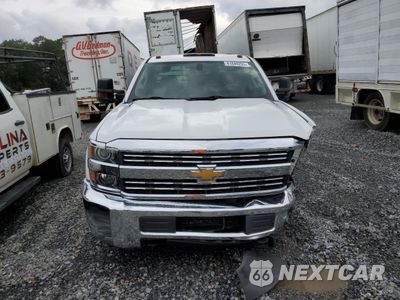 Piąte zdjęcie samochodu w środku: 2016 CHEVROLET SILVERADO K3500 VIN:1GB4KYC89GF262722 - miniatura
