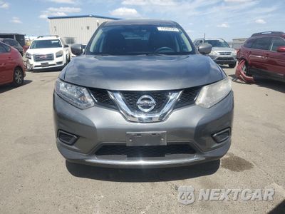Piąte zdjęcie samochodu w środku: 2016 NISSAN ROGUE S VIN:KNMAT2MT7GP608921 - miniatura