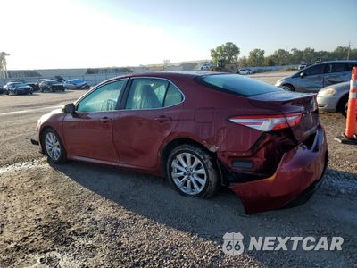 Drugie zdjęcie samochodu z przodu: 2018 TOYOTA CAMRY L VIN:4T1B11HK4JU526669 - miniatura