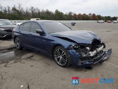 Czwarte zdjęcie samochodu z boku: 2021 BMW 530 XI VIN:WBA13BJ09MWX15557 - miniatura