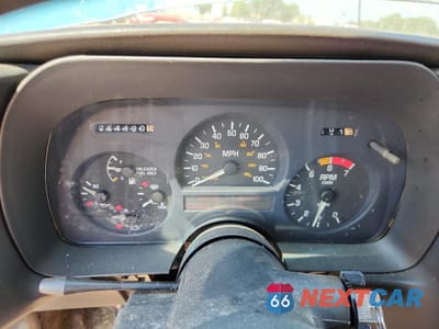 Zdjęcie 9 z 14 samochodu: 1994 PONTIAC SUNBIRD LE VIN:1G2JB14T4R7546107 - miniatura