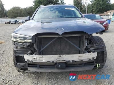 Piąte zdjęcie samochodu w środku: 2019 BMW X7 XDRIVE50I VIN:5UXCX4C59KLS37822 - miniatura