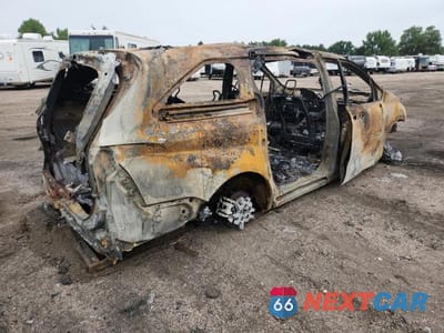 Trzecie zdjęcie samochodu z tyłu: 2023 TOYOTA SIENNA XSE VIN:5TDXSKFC1PS087291 - miniatura