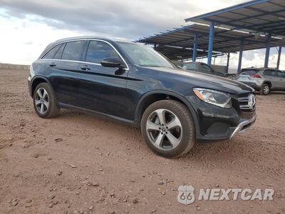 Czwarte zdjęcie samochodu z boku: 2018 MERCEDES-BENZ GLC 300 4MATIC VIN:WDC0G4KB1JV061423 - miniatura