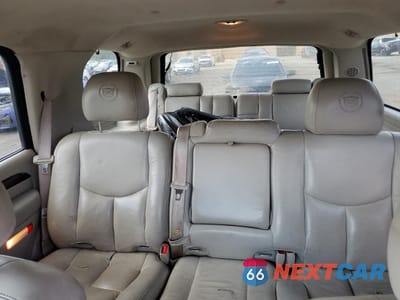 Zdjęcie 10 z 15 samochodu: 2003 CADILLAC ESCALADE VIN:1GYEC63T23R240599 - miniatura