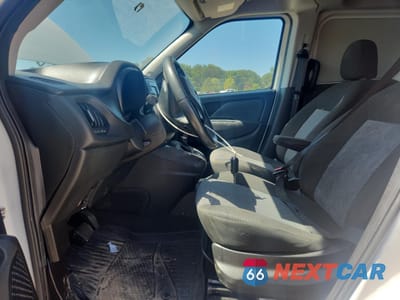 Zdjęcie 7 z 12 samochodu: 2017 RAM PROMASTER CITY VIN:ZFBERFAB6H6E80350 - miniatura