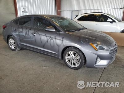 Czwarte zdjęcie samochodu z boku: 2020 HYUNDAI ELANTRA SEL VIN:5NPD84LF5LH509932 - miniatura