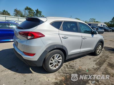 Trzecie zdjęcie samochodu z tyłu: 2016 HYUNDAI TUCSON LIMITED VIN:KM8J3CA46GU046185 - miniatura