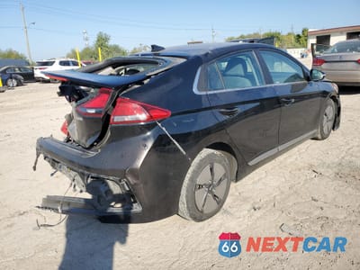 Trzecie zdjęcie samochodu z tyłu: 2022 HYUNDAI IONIQ SE VIN:KMHC75LC3NU280147 - miniatura