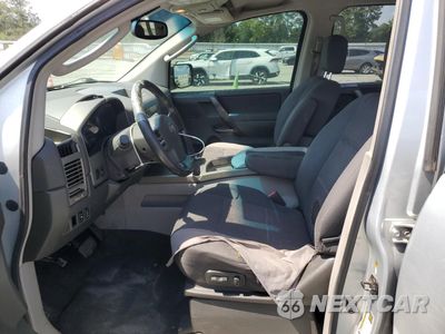 Zdjęcie 7 z 15 samochodu: 2004 NISSAN ARMADA SE VIN:5N1AA08A74N702576 - miniatura