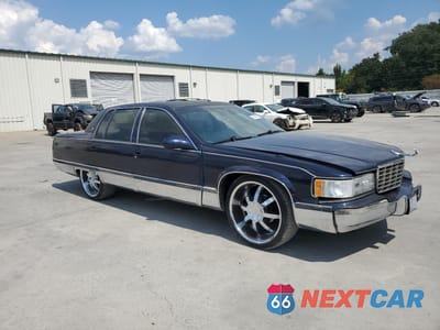Czwarte zdjęcie samochodu z boku: 1999 CADILLAC FLEETWOOD BASE VIN:1G6DW52P1TR700894 - miniatura