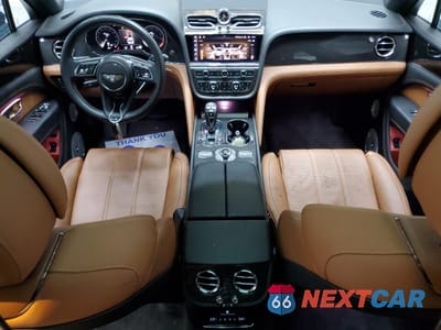 Zdjęcie 8 z 14 samochodu: 2022 BENTLEY BENTAYGA VIN:SJAAM2ZV5NC015443 - miniatura