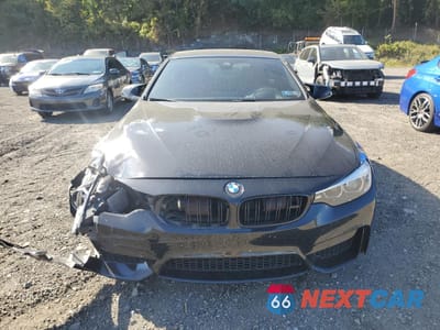 Piąte zdjęcie samochodu w środku: 2018 BMW M4 VIN:WBS4Y9C51JAC86292 - miniatura