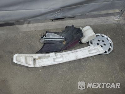 Zdjęcie 12 z 13 samochodu: 1997 TOYOTA CAMRY CE VIN:4T1BG22K4VU115954 - miniatura
