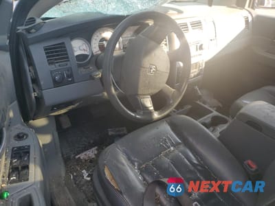 Zdjęcie 8 z 14 samochodu: 2004 DODGE DURANGO LIMITED VIN:1D4HB58D84F133466 - miniatura