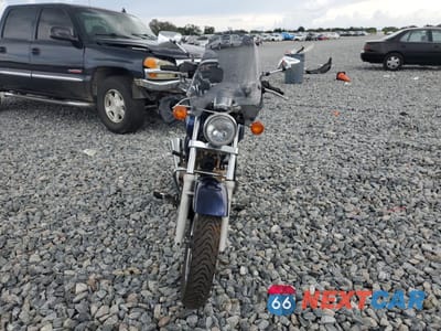 Drugie zdjęcie samochodu z przodu: 2003 SUZUKI GZ250 VIN:VTTNJ48A532100107 - miniatura