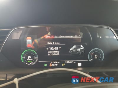 Zdjęcie 9 z 14 samochodu: 2019 AUDI E-TRON PRESTIGE VIN:WA1VAAGE3KB006077 - miniatura