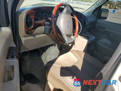 Zdjęcie 8 z 16 samochodu: 2004 FORD E150 CHATE VIN:1FDRE14LX4HA54850 - miniatura