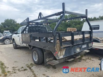 Drugie zdjęcie samochodu z przodu: 2021 RAM 3500 VIN:3C7WRTCJ1MG597900 - miniatura