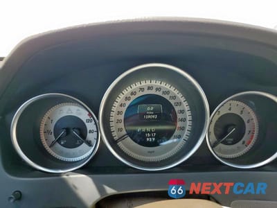 Zdjęcie 9 z 12 samochodu: 2013 MERCEDES-BENZ C 250 VIN:WDDGJ4HB7DG011248 - miniatura