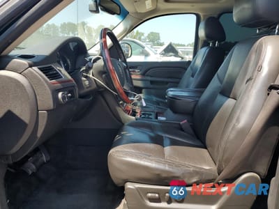 Zdjęcie 7 z 14 samochodu: 2010 CADILLAC ESCALADE EXT PREMIUM VIN:3GYVKNEF1AG245049 - miniatura