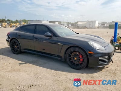 Czwarte zdjęcie samochodu z boku: 2016 PORSCHE PANAMERA GTS VIN:WP0AF2A70GL080547 - miniatura