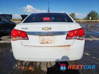 Zdjęcie 6 z 12 samochodu: 2012 CHEVROLET CRUZE LS VIN:1G1PC5SH3C7261746 - miniatura
