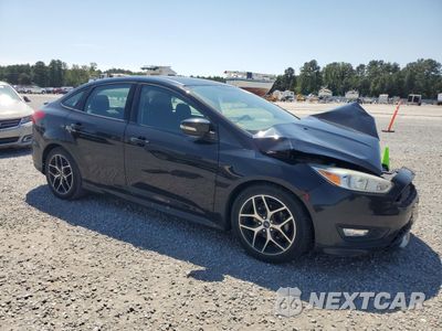 Czwarte zdjęcie samochodu z boku: 2016 FORD FOCUS SE VIN:1FADP3F24GL402934 - miniatura