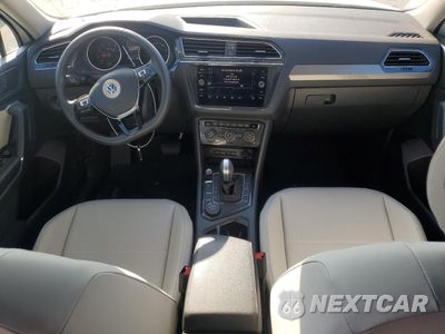 Zdjęcie 8 z 13 samochodu: 2020 VOLKSWAGEN TIGUAN SE VIN:3VV2B7AX8LM133759 - miniatura