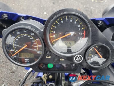 Zdjęcie 7 z 10 samochodu: 2002 YAMAHA FZS10 VIN:JYARN07EX2A005581 - miniatura