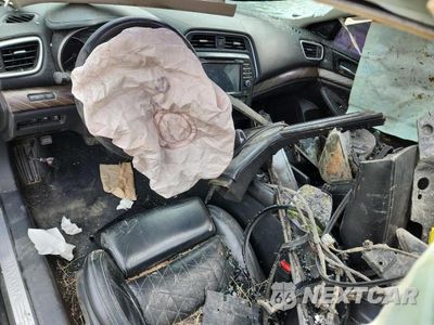 Zdjęcie 8 z 12 samochodu: 2016 NISSAN MAXIMA 3.5S VIN:1N4AA6AP0GC394078 - miniatura