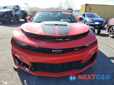 Piąte zdjęcie samochodu w środku: 2022 CHEVROLET CAMARO LT1 VIN:1G1FF3D78N0100915 - miniatura