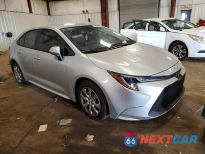 Czwarte zdjęcie samochodu z boku: 2020 TOYOTA COROLLA LE VIN:JTDEPRAE0LJ014253 - miniatura
