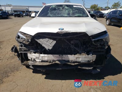 Piąte zdjęcie samochodu w środku: 2022 BMW X6 XDRIVE40I VIN:5UXCY6C08N9M22202 - miniatura